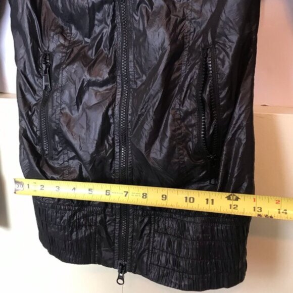 Mackage PERLA Packable Rain Jacket Hoodie Trench Zip Pocket Bag Lightweight Coat - Picture 7 of 16